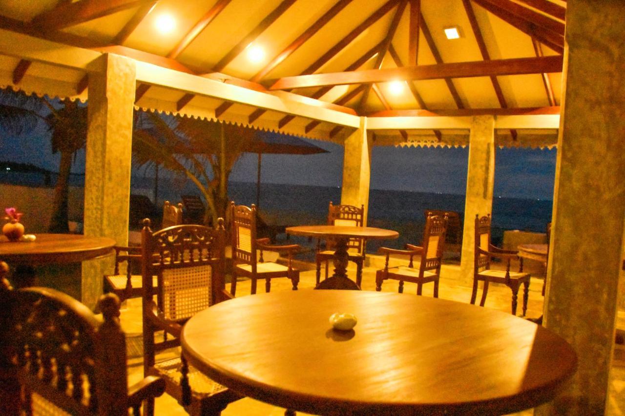 Oriental Rest Hotel Hikkaduwa Exterior foto