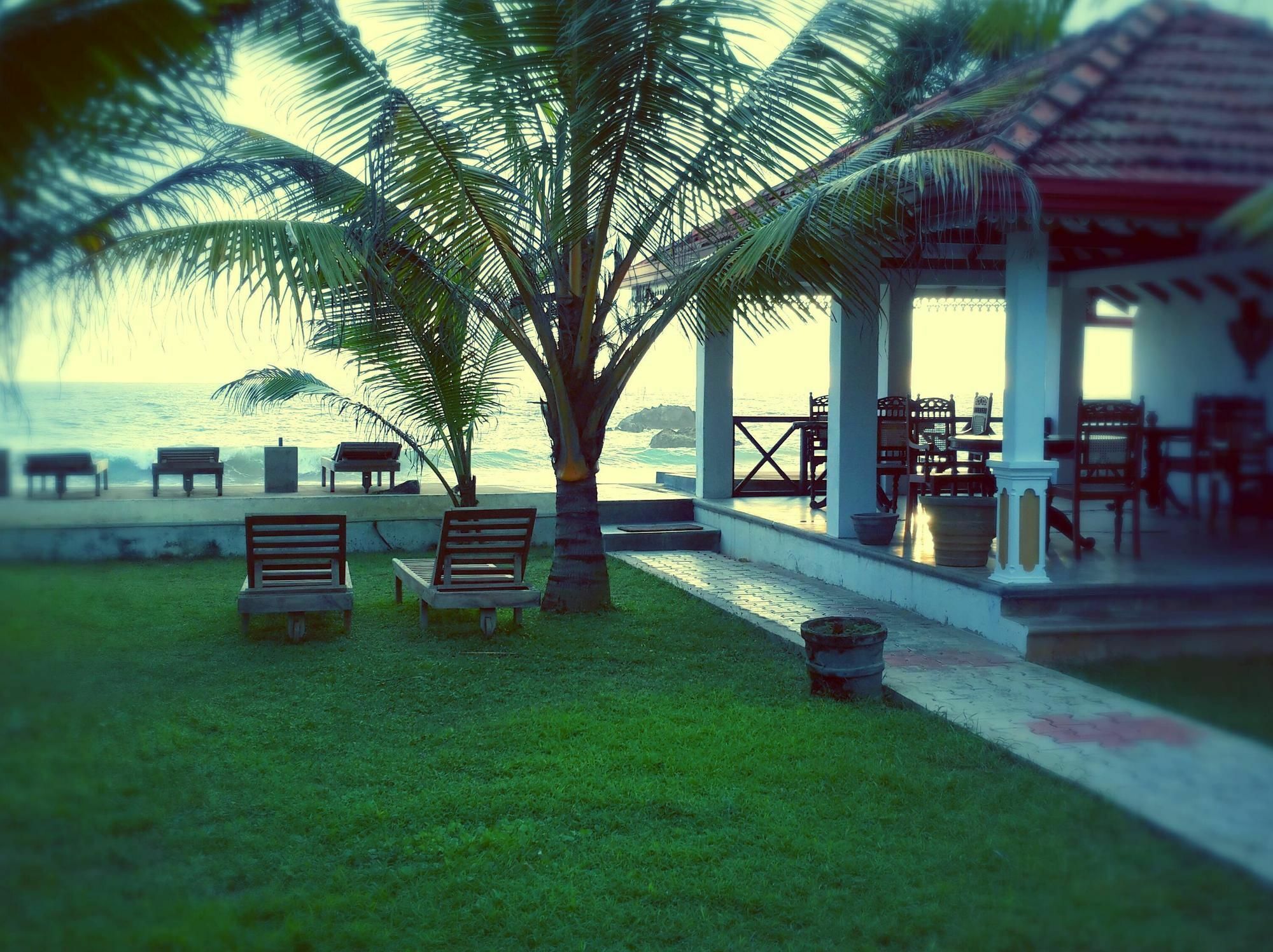 Oriental Rest Hotel Hikkaduwa Exterior foto